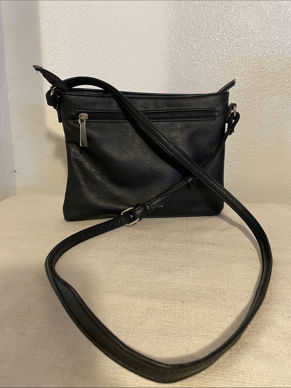 Enzo Angiolini Black Leather Crossbody Bag - Everyday Convertible Style